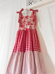 THE SUMMER PICNIC DRESS
