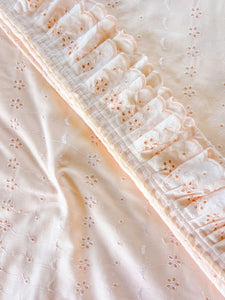 VINTAGE PEACH EMBROIDERY
