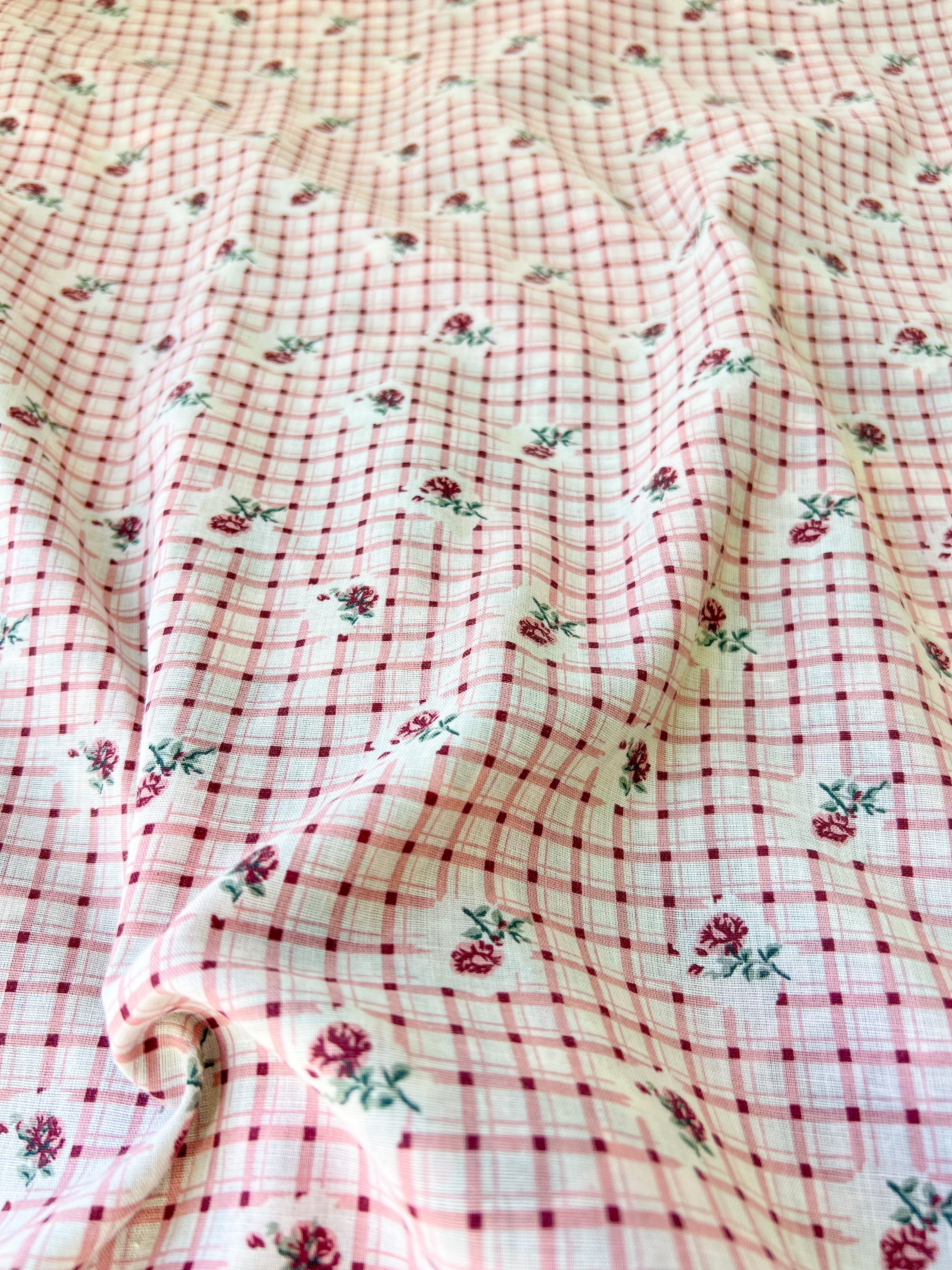 PETITE GINGHAM & ROSE
