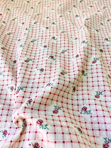PETITE GINGHAM & ROSE