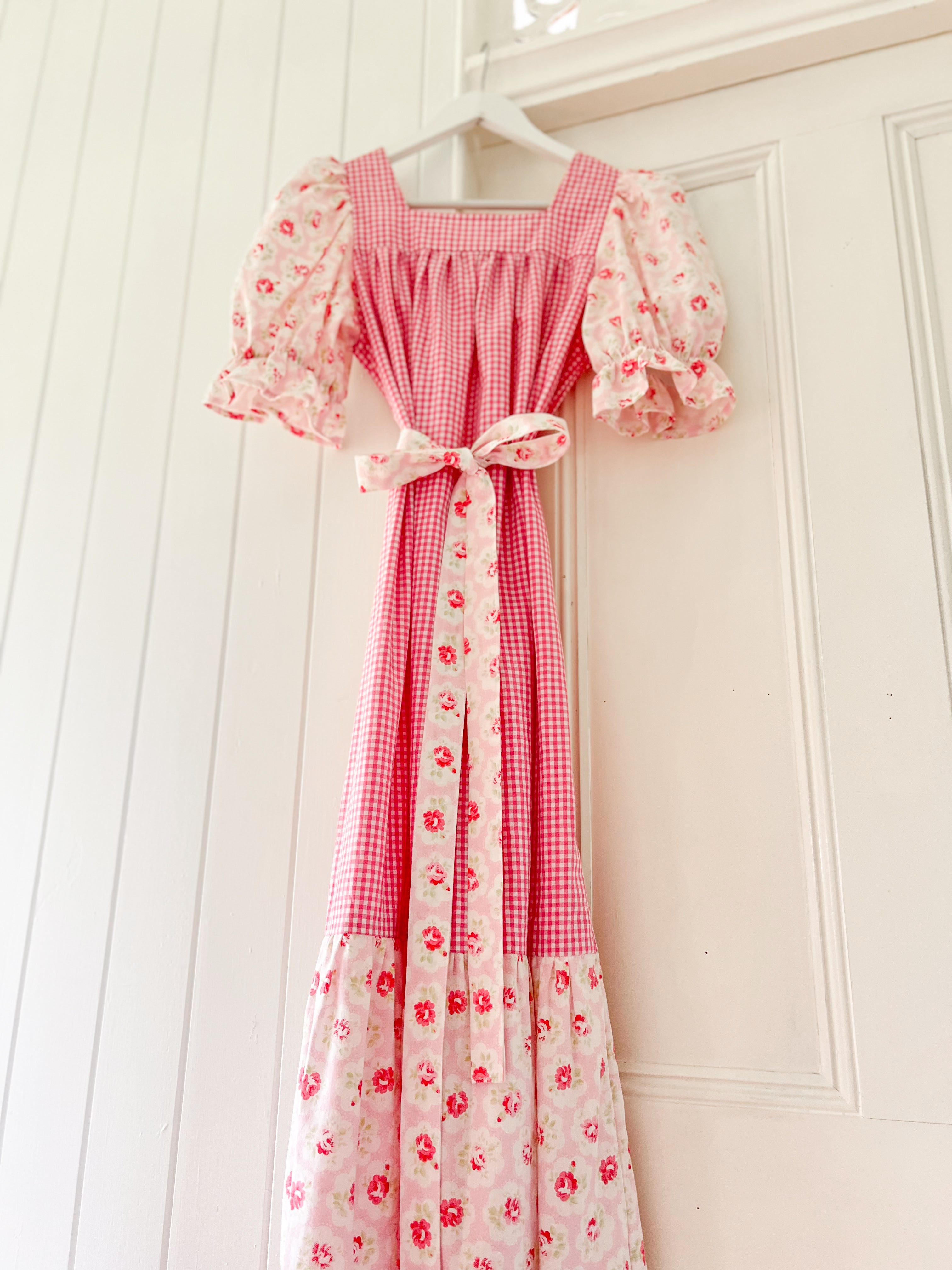 THE COTTAGE DRESS