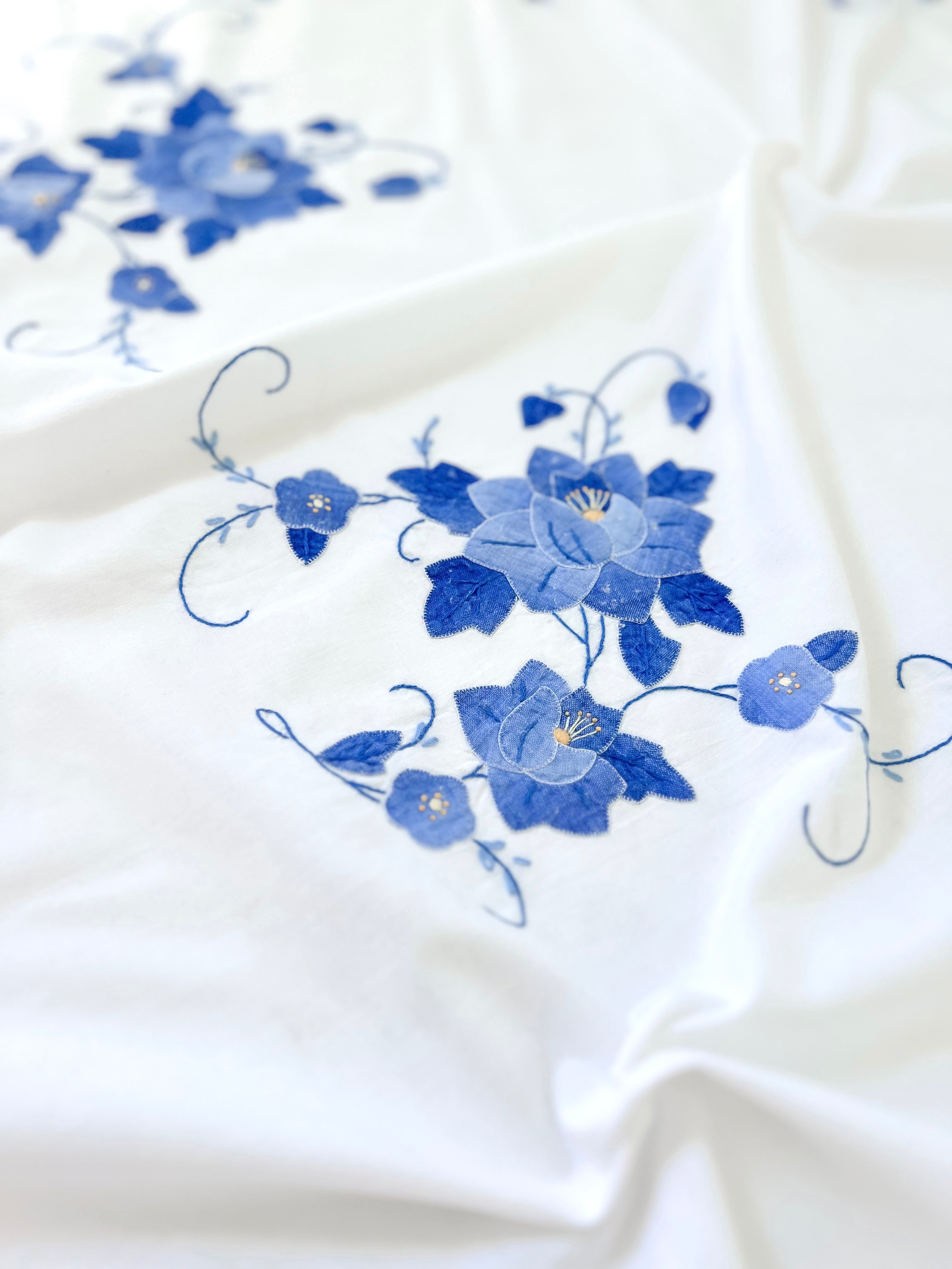 VINTAGE APPLIQUÉ