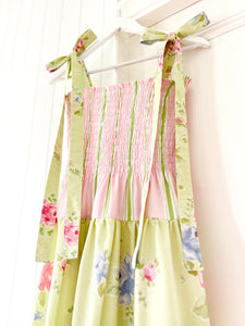 THE SUMMER PICNIC DRESS