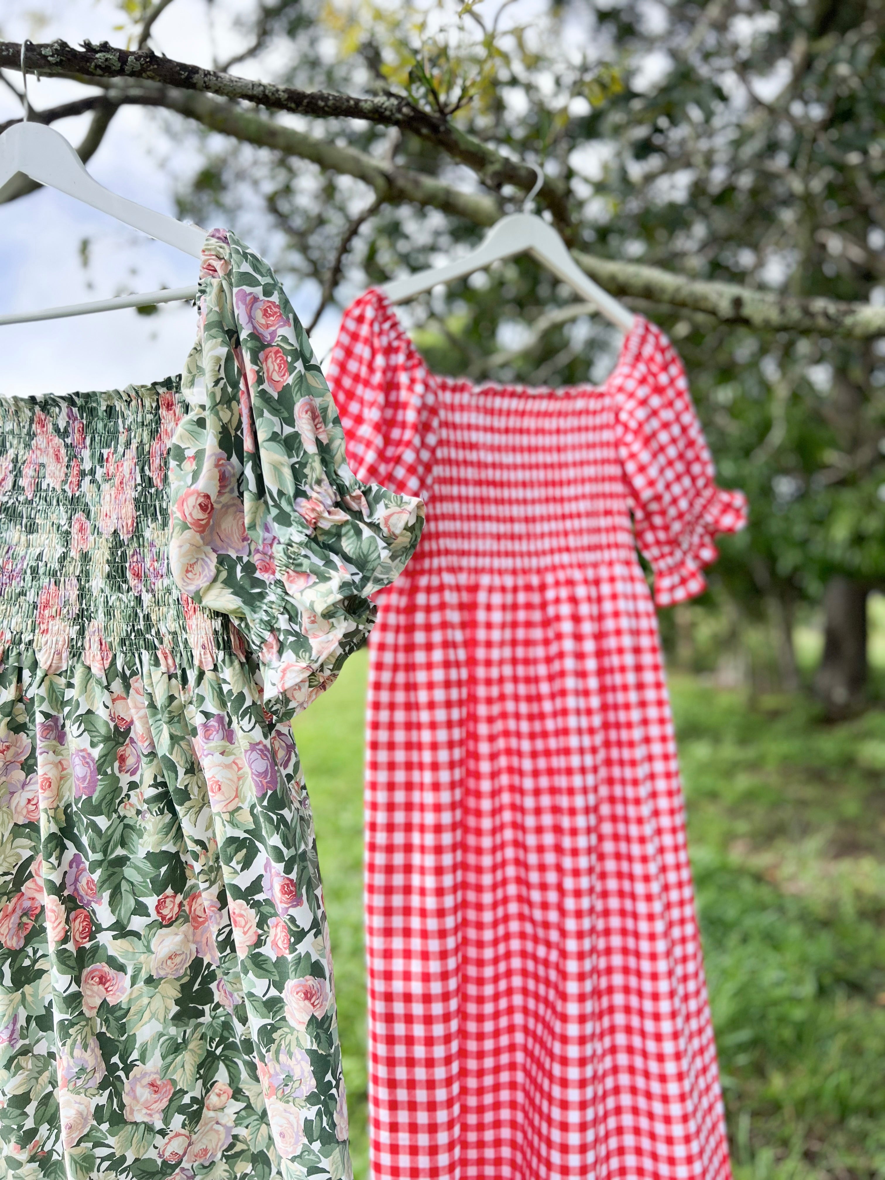 THE  PICNIC DRESS