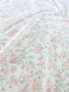 PALE VINTAGE ROSE