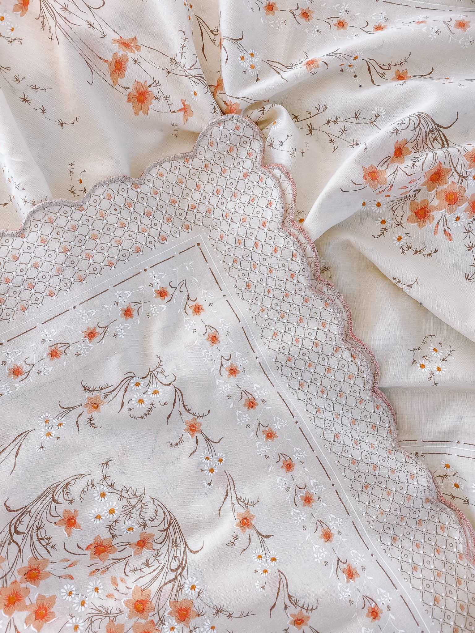 WARM VINTAGE BOTANICAL